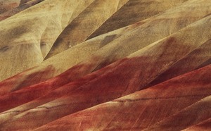 Painted hills /Oregon