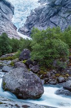 Briksdalsbreen