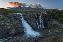 Abends am Storulfossen