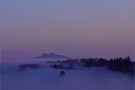 Blaue Stunde mit Nebel