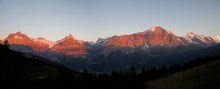 Abendstimmung im Berner Oberland