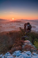 der Sonne entgegen