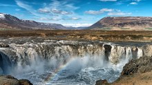 Frühsommer am Wasserfall