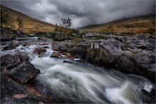 ~ Herbst am Glen Etive River