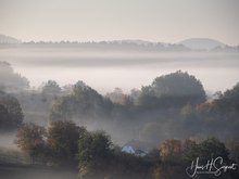 Morgennebel über Busenberg (Südwestpfalz)