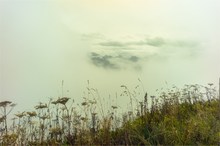 Dichtes Nebeltreiben auf dem Gipfel