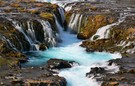 Wenn wir schon bei diesem hübschen Island-Wasserfall sind...