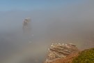 Nebel am roten Felsen