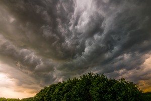 Ein Gewitter zieht auf