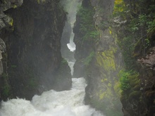 An den Reinbachwasserfällen im Ahrntal