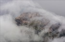 Um seinen Gipfel jagen - Nebelschwaden