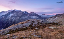 Berggestalten an einem Herbstmorgen