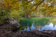 Herbstlicher Crestasee