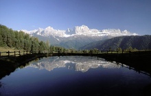 Spiegelung des Rosengartens (ND)