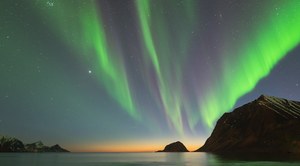 Wenn das letzte Licht der untergehenden Sonne ,  Blaue Stunde und Aurora zusammentreffen