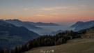 Nebelmeer mit leichtem Abendrot