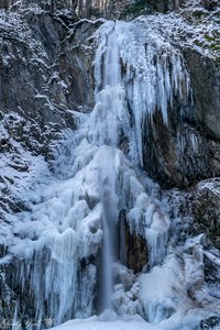 Hier ist noch tiefer Winter und sehr kalt.