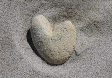 Herz im Sand