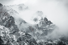Felsen im Nebel