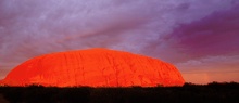 Uluru - Sonnenaufgang nach dem Regen...
